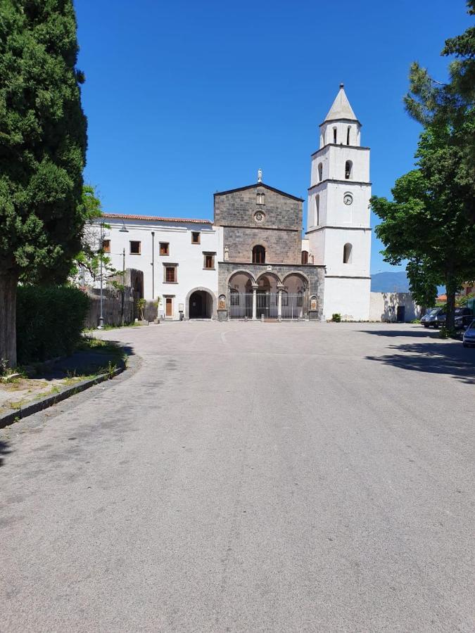 Bed and Breakfast Ospitalita Il Noce Brusciano Экстерьер фото